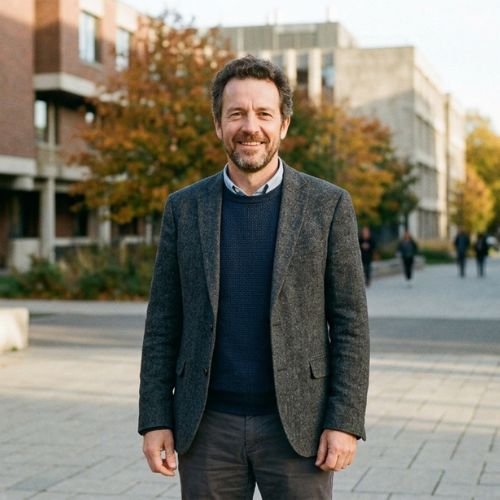 Nolan Pierce is a writer at Voxerina